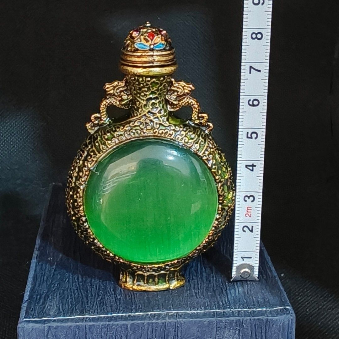 คอลเลกชันวินเทจ ขวดสูดดมหินตาแ - Vintage Collectible Bottles บทวิจารณ์และราคา