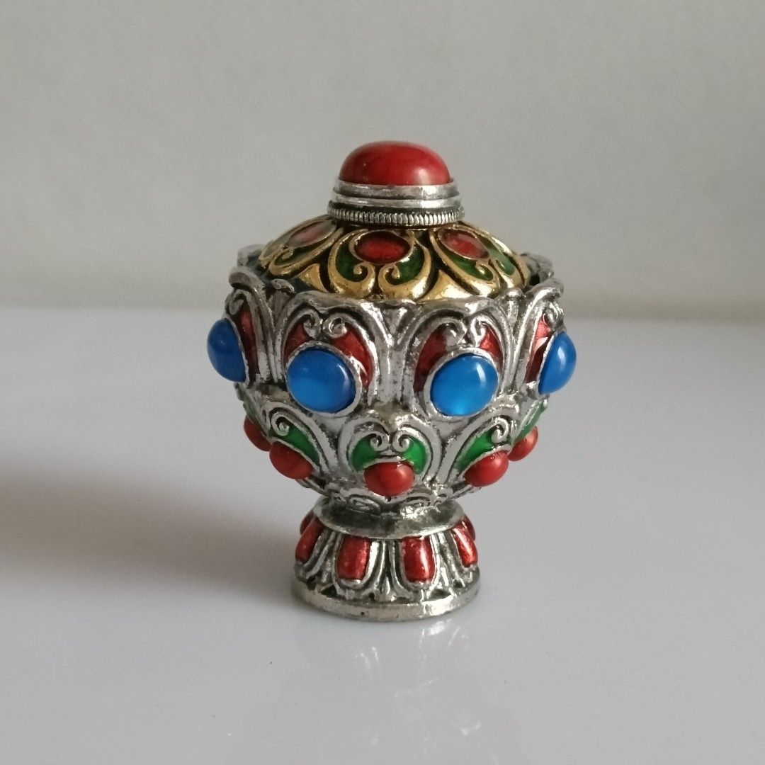 คอลเลกชันของโบราณสไตล์ชาติพันธ - Vintage Collectible Bottles บทวิจารณ์และราคา