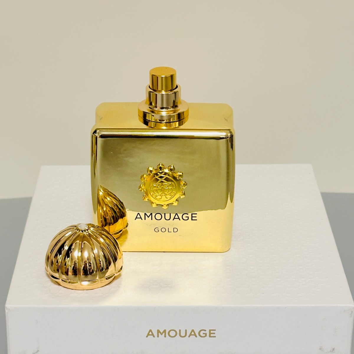 Amouage Gold Woman EDP 100ml 3 - Vintage Collectible Bottles บทวิจารณ์และราคา