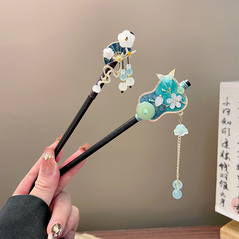 กิ๊บติดผมพู่ห้อยแบบคลาสสิก สีด - Vintage Collectible Item บทวิจารณ์และราคา