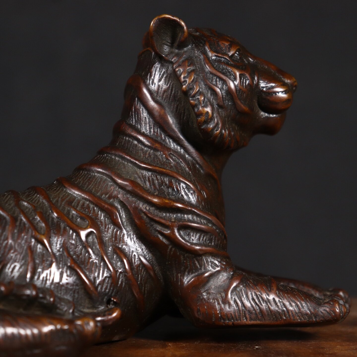 จีนฮวงจุ้ย รูปปั้นเสือทองแดงโบ - Vintage And Collectible Stores บทวิจารณ์และราคา
